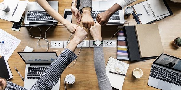 Collabora con Musicusata