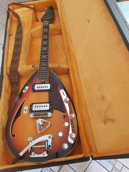 chitarra elettrica vox originale e funzionante