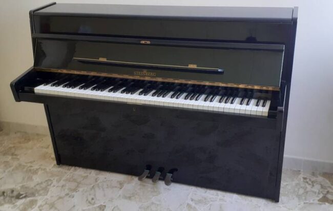vendita pianoforte verticale