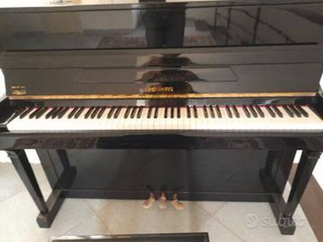 pianoforte verticale marca kingsburg