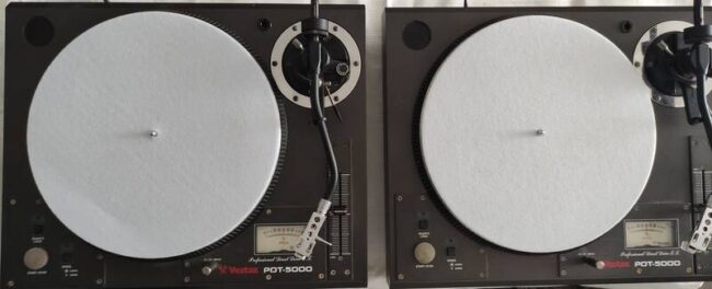 vendo 2 giradischi per dj vestax pdt 5000 puntine nuove