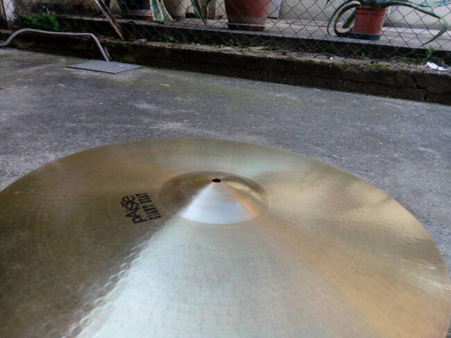 piatto paiste giant beat 24''