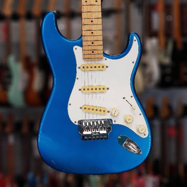 fender - 1986 stratocaster japan lake placid blue - spedizione gratis