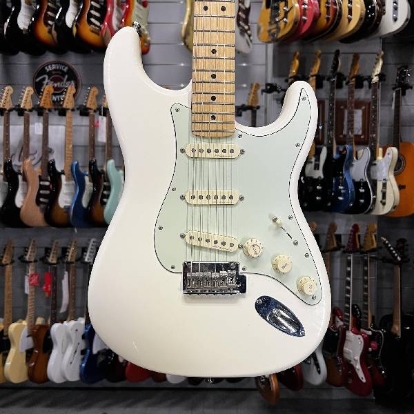fender - deluxe roadhouse stratocaster mn olimpic white - spedizione gratis