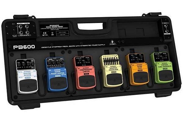 behringer pb600 - valigetta porta pedali