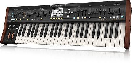 behringer deepmind 12 - sintetizzatore