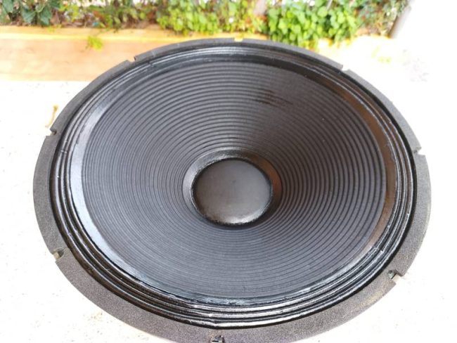 subwoofer beyma 18 pollici 46 cn