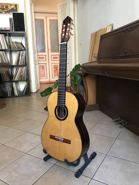 chitarra classica da concerto mancina di liuteria scandurra