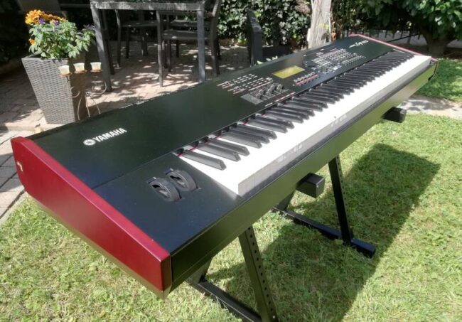 yamaha s90es molto raro