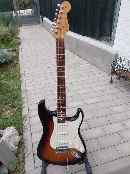 vendo fender stratocaster made in usa