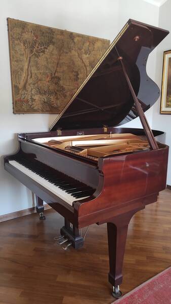 pianoforte mezza coda kawai