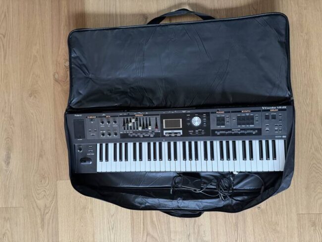 roland vr 09