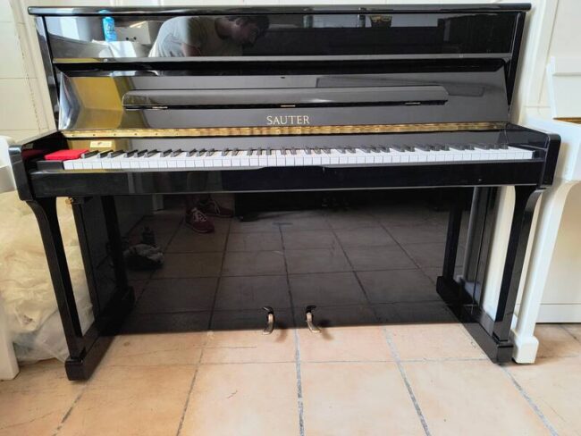 1758450425748-jpeg pianoforte sauter 116 cosmo tedesco seminuovo con trasporto e panca