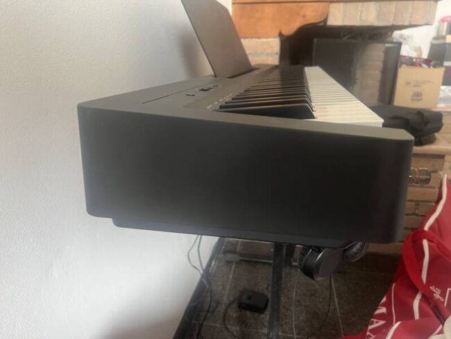 vendo tastiera yamaha p-145