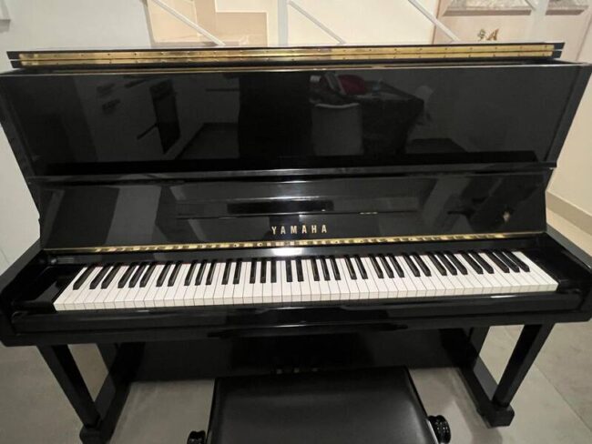 pianoforte verticale yamaha u10a
