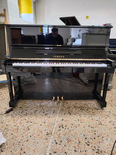 pianoforte yamaha u1 h silent technics con trasporto e panca inclusi