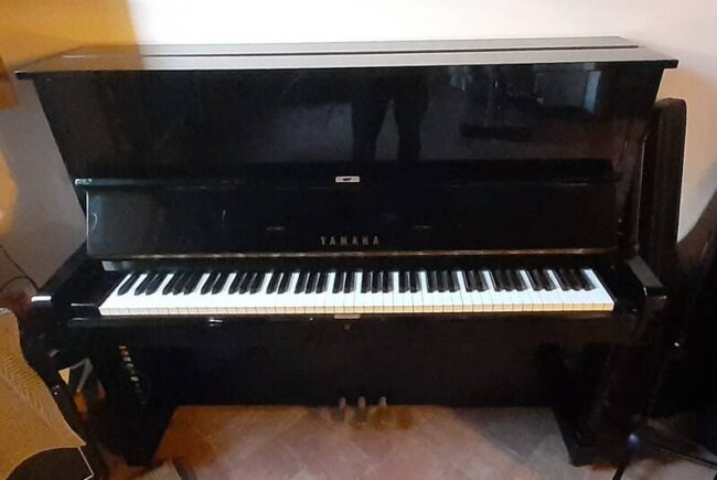 pianoforte verticale yamaha u1 - buone condizioni