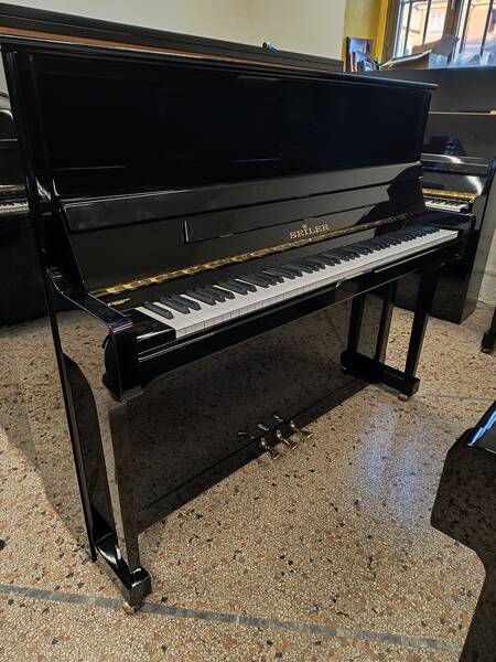 pianoforte seiler 124 con trasporto e panca