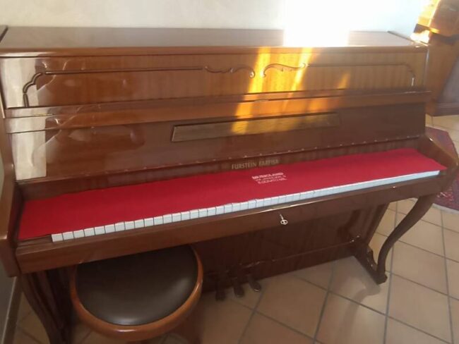 pianoforte verticale furstein