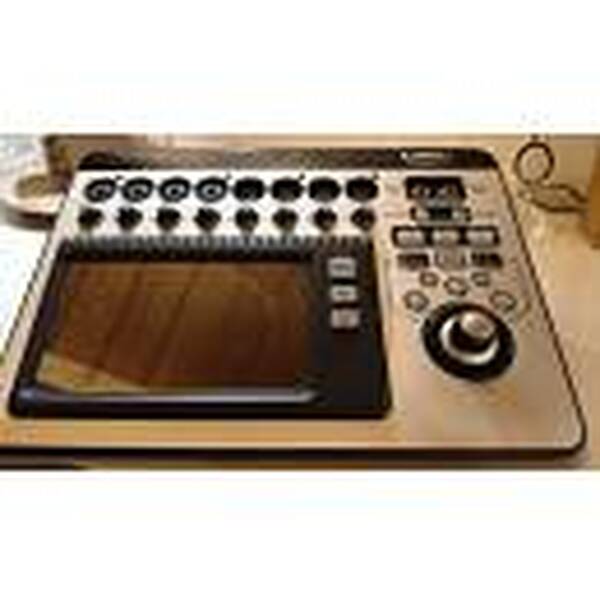 qsc touchmix 8 mixer digitale 8 ch