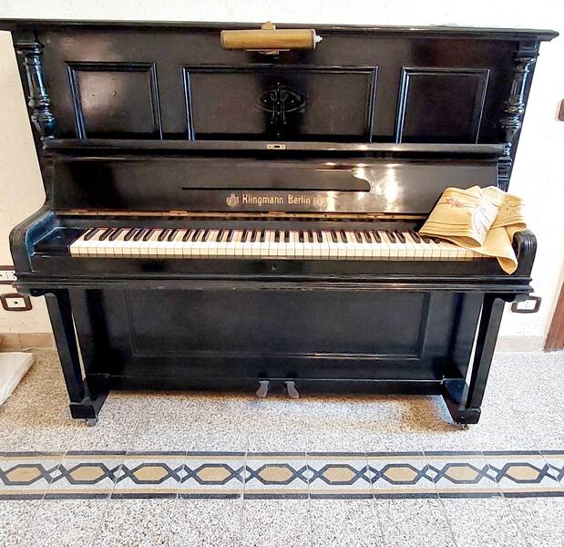 pianoforte verticale klingmann berlin