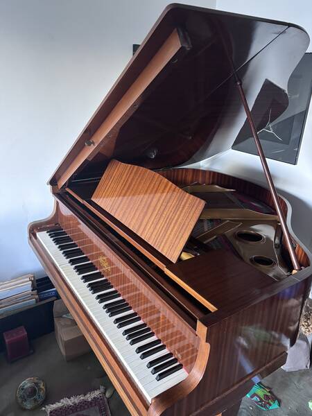 pianoforte erard mezza coda perfettamente funzionante
