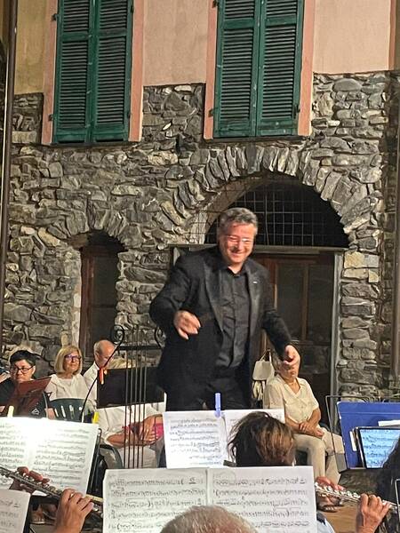 vitaliano gallo dirige la banda pasquale anfossi 170*