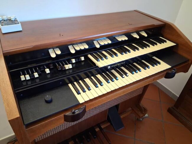 hammond l-222 con leslie pefetto