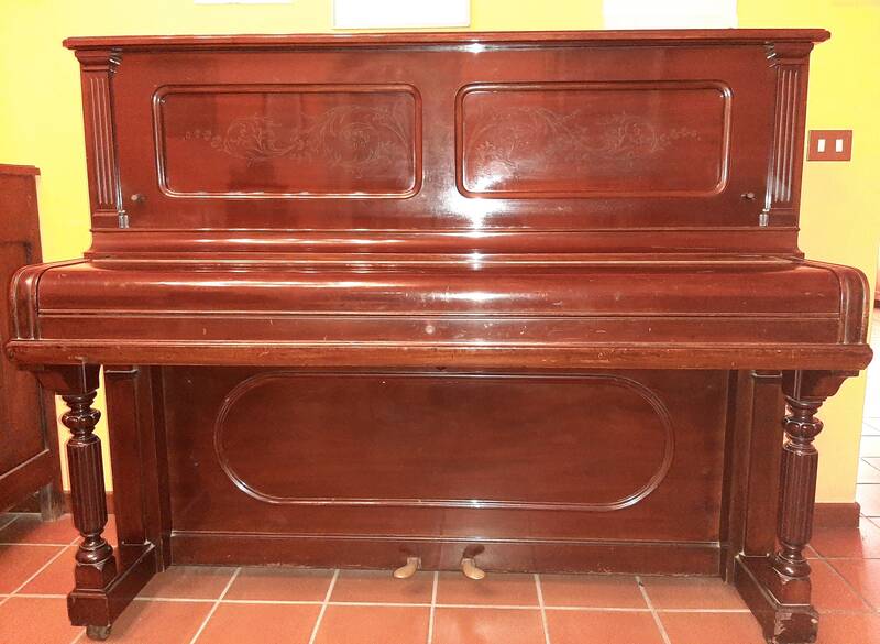 vendo pianoforte verticale steinway sons