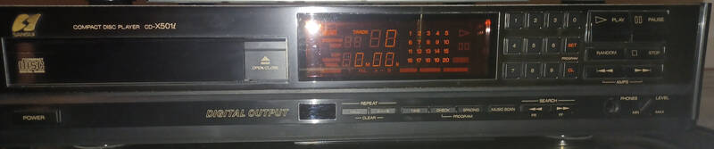 lettore cd sansui cd x501i dei primi anni 90