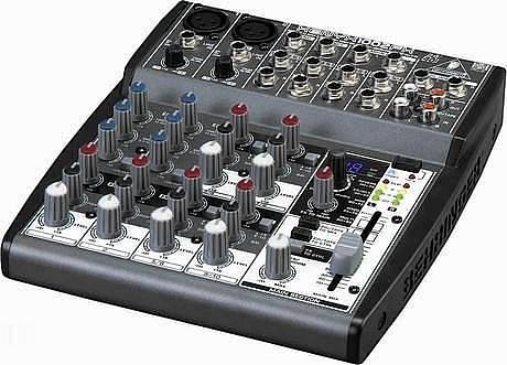 behringer xenyx 1002 fx mixer compatto 2 xlr con effetti