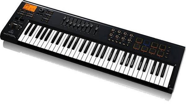 behringer motor61 controller midi con fader motorizzati