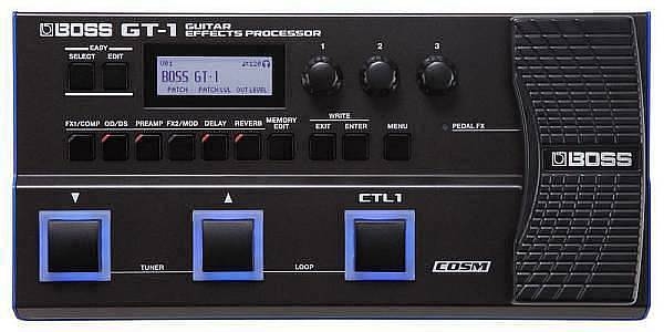 boss gt1 processore multieffetto e switch per chitarra