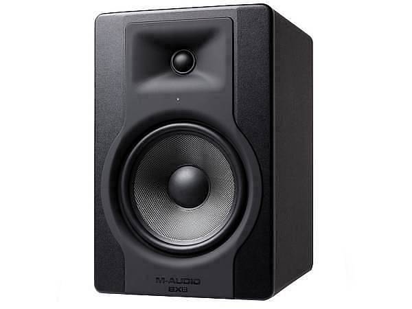 m audio bx8 d3 singolo monitor da studio