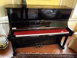 pianoforte verticale yamaha u1 con scabello regolabile