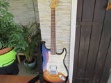 chitarra elettrica fender squier bullet strat