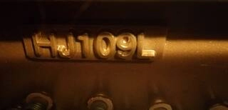 pianoforte verticale 88 tasti