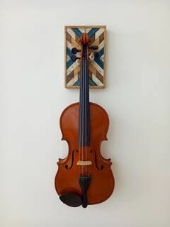 supporti artigianali per violini viole e chitarre