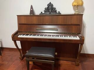 vendo pianoforte verticale clement anno 1970; vendita su palermo tra