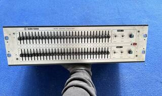 klark teknik dn360 graphic equaliser