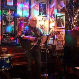 musicista cantante musica italiana di qualita'