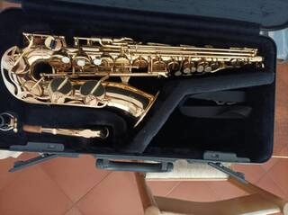 vendo sax yamaha contralto modello yas-275 nuovo
