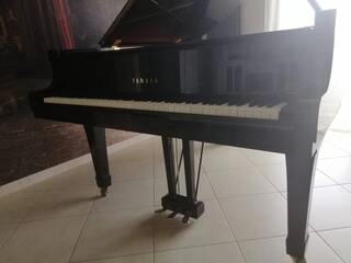 splendido pianoforte yamaha c3 e ~ conservatory