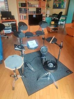 alesis command