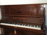 pianoforte verticale antico