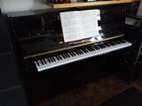 pianoforte schulze pollmann modello studio 113 moderno nero lucido