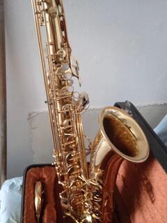 vendo sax tenore perfetto con custodia