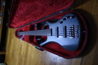 warwick corvette rockbass v