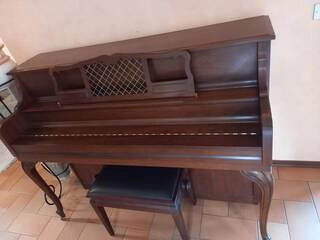 pianoforte kawai anni '80 mai usato