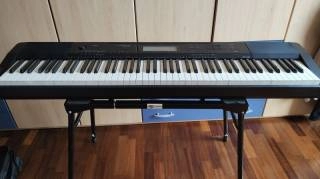 vendo tastiera casio cdp-220r + supporto e custodia come nuova